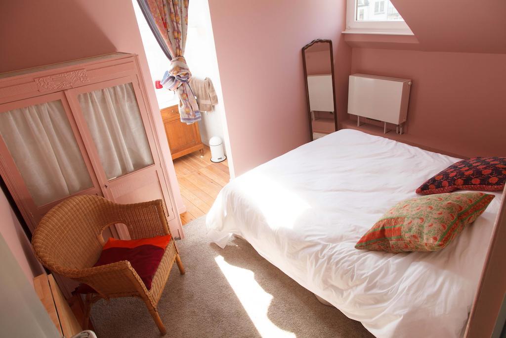 Guest House Les 3 Tilleuls Auderghem Pokój zdjęcie